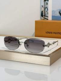 Picture of Louis Vuitton Sunglasses _SKUfw80916528fw